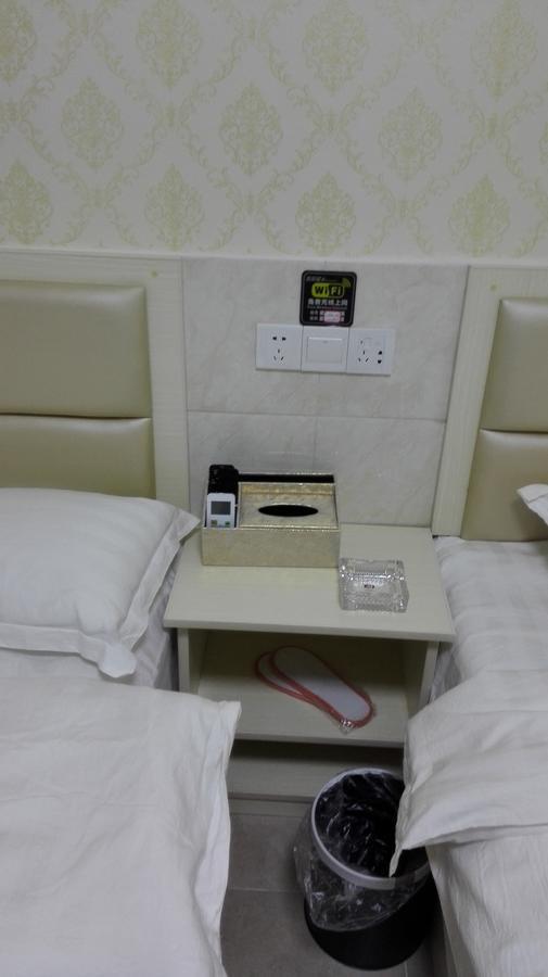 Lu Huai Inn-Lukou Airport Branch Нанкин Екстериор снимка
