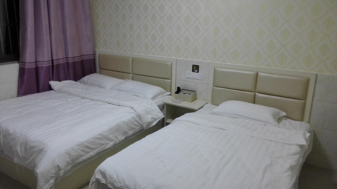 Lu Huai Inn-Lukou Airport Branch Нанкин Екстериор снимка