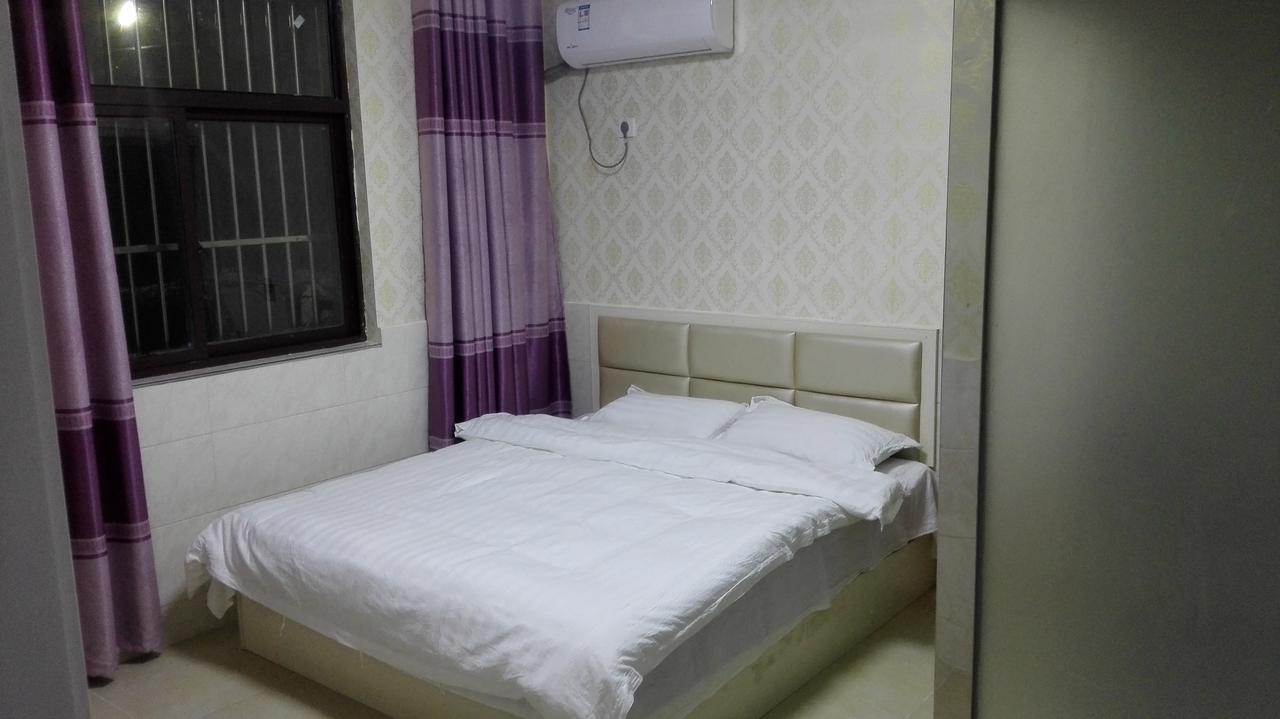 Lu Huai Inn-Lukou Airport Branch Нанкин Екстериор снимка