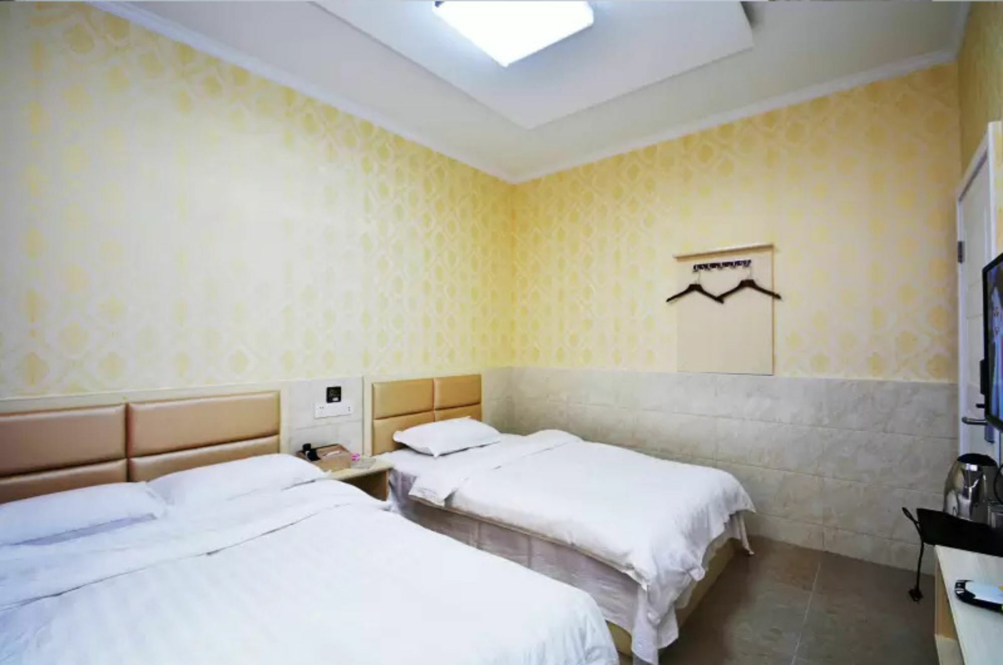 Lu Huai Inn-Lukou Airport Branch Нанкин Екстериор снимка